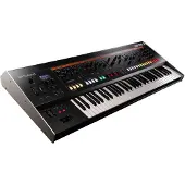 Roland Jupiter-X Synthesizer mit 61 Tasten