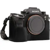 MegaGear MG1243 Sony Alpha A7RIII, A9, A7III Ever Ready Echtleder Kamera-Halbtasche mit Trageriemen - Schwarz