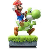 First 4 figures Super Mario (Mario & Yoshi) RESIN