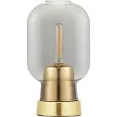 Normann Copenhagen Amp Tischleuchte, rauchfarben/messingfarben