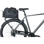 Basil Gepäckträgertasche Miles XL Pro schwarz/orange, 31x23x20cm, 9-36ltr