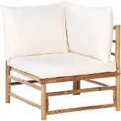 Beliani Lounge Set 4-Teilig Hellbraun u. Cremeweiß Bambusholz 2-Sitzer Sofa mit 2 Sesseln Couchtisch 10 Kissen Garten Terrasse Outdoor Ausstattung