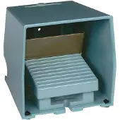 Schneider Electric XPE Metallischer Sicherheits-Fußschalter Mit Abdeckung - XPEM510