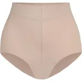 TEYLI Höschen model