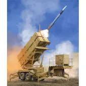 Trumpeter US M901 Launching Station w/MIM-104F Patriot SAM System (PAC-3)