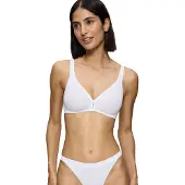 Triumph Bügelloser BH "Eileen N" mit nahtlos vorgeformten Cups