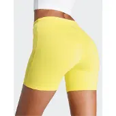 LASCANA Shorts mit breitem Bündchen und Logodruck, Loungewear