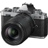 Nikon Z fc + 18-140 VR Kit, 20,9 MP, 5568 x 3712 Pixel, CMOS, 4K Ultra HD, Touchscreen, Schwarz, Silber