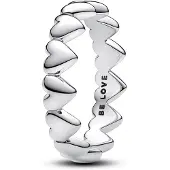 Pandora 193427C00 Damenring Reihe aus Herzen Silber