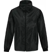 B&C Windbreaker Id.601 mit integrierter Kapuze, Reißverschluss, Fronttaschen und verstärkten Schultern