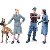 Master Box Woman at war: Germany, Luftwaffe Helferi