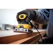 DeWalt 84563 230w Schleifmaschine