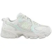 New Balance Kaufen Sie den MR530AA1 Moonbeam bei Kicksshop. Trendiger beigefarbener Uni-Sneaker mit Retro-Running-Design und bequemer Passform.