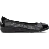 Caprice Ballerina Loafer, Slipper, Festtags Schuh mit Lack-Details
