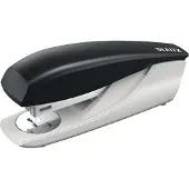 Leitz Stapler NeXXt Series 5500 vidutinis segiklis, 30 kortelių. (10K080A)
