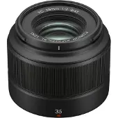 Fujifilm XC 35mm f/2