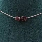 Bijoux Steine und Mineralien. Halskette mit 2 Spessartit-Granatperlen aus Mosambik. Edelstahlkette Halskette für Frauen, Männer. Personalisierte Größe.