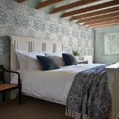 William Morris Vliestapete "Blackthorn Daydream" Motiv glatt Design Tapeten