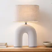 LumenXL Japandi Tischlampe Poyta weiß Karamell mit Leinenkappe