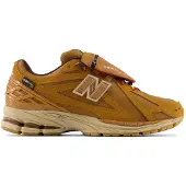 New Balance Sneakers M1906ROB size 42.5