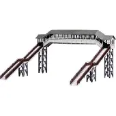 Faller ueberdachte Fussgaengerbruecke