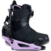 Burton Rental Frau Steigt Auf Snowboardbindungen