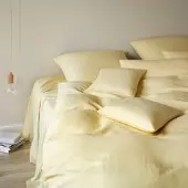 Elegante Halbleinen Bettwäsche Breezee buttergelb 160x210 cm + 65x100 cm - gelb