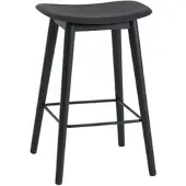 Muuto Fiber Barhocker ohne Rückenlehne, wood base, höhe 65 cm, schwarz / schwarz