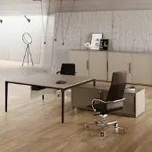 BmGn Schreibtisch mit Sideboard-Anbau La7