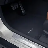 Mercedes-AMG GLC 253 Fahrer-Fußmatte A25368011069J74