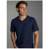 Trigema T-Shirt "V-Shirt DELUXE Baumwolle", Herren, Gr. L, blau (navy), Single Jersey, 100% Baumwolle, Basic, lang, V-Ausschnitt, Shirts T-Shirt