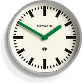Newgate Luggage Wanduhr mit Grünen Zeigern