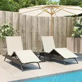 Prolenta Maison Exclusive - Sonnenliegen 2 Stk. mit Tisch Braun Poly Rattan