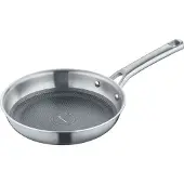 Berndes Bratpfanne, 3-Schicht-Material, Antihaftversiegelung, Pfanne mit praktischem "easy oil flow system" für perfekte Ölverteilung, Durchmesser: 24 cm
