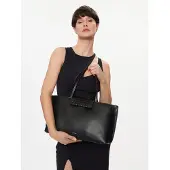 Calvin Klein Umweltfreundliche schwarze Schultertasche für Damen mit Kontrastdetails