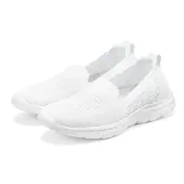 LASCANA Slipper "Halbschuh, Sneaker, Slip-On-Sneaker," aus bequemen Textil-Material zum Reinschlüpfen VEGAN