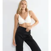 Triumph Bügel-BH "Body Make-Up Illusion Lace" mit Stretch-Spitze und Lifting-Effekt