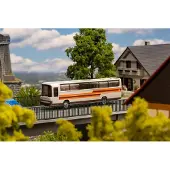 Faller MB O 303 RHD Reisebus (WIKING