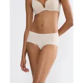 Triumph Panty "Body Make-Up Illusion" nahtlos, Microfaser, weicher Bund, geprägtes Logo