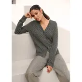 MADELEINE Stilvolle Maschenjacke mit Zopfmuster in graphit / melange | Gr.: 48