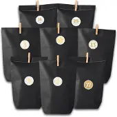 Sonstiges Adventskalender zum Befüllen mit schwarzen Geschenktüten, Zahlenaufklebern und Klammern