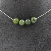 Bijoux Steine und Mineralien. Halskette mit 4 Jadeperlen 8 mm. Kette aus Edelstahl Halskette für Frauen, Männer. Anpassbare Größe.