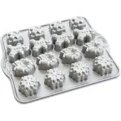 Nordic Ware 93748 Holiday Teacakes Kuchenform, 3 Tassen Kapazität, Silber