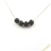 Bijoux Steine und Mineralien. Kette mit 4 schwarzen Obsidiankugeln 8 mm, Edelstahlkette.