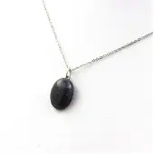 Bijoux Edelsteine und Mineralien. Saphir Collier. 15.66 ct. Afrika.