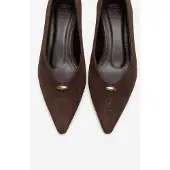 Prologue Versay Spitzer Zehenbereich Kitten-Heel Pumps