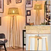 Hofstein Varoni Stehlampe mit Holzfuß und Schirm aus Rattan/Wienergeflecht