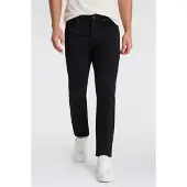 BOSS Maine Regular-Fit Jeans aus bequemem Stretch-Denim in Stay-Black Grösse 33/30