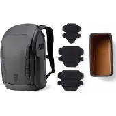 Gomatic Peter McKinnon Daypack + 1 kleiner Würfel