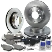 BESTPRICE Bremsscheiben + Bremsbeläge vorne + hinten [Hersteller-Nr. 10603295] für BMW